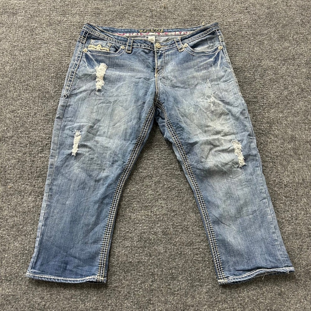 Maurices Capri Jeans Womens Size 13/14 Blue Distressed Thick Stitch Crop Denim